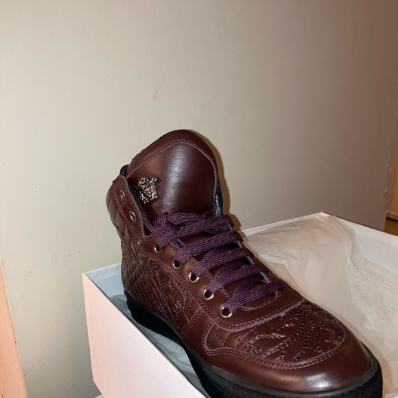 Versace Medusa Heads - Picture 8 of 10